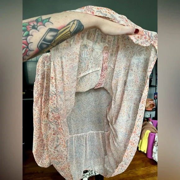 Easel Flowy Floral Blouse Pink and Peachy Orange Small Fits Bigger - Picture 8 of 12